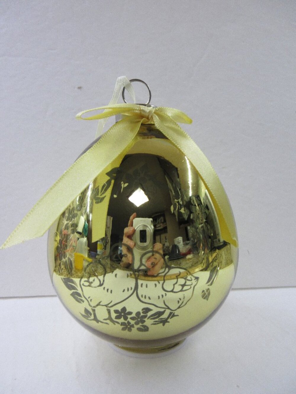 LED Light-Up Golden Egg Easter Ornament Chicks Color Changing/Warm White Battery